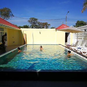 Barefeet Naturist Resort (Adults Only)